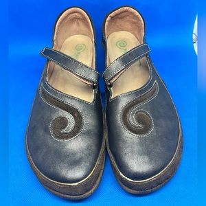 Women’s NAOT Koru Matai Mary Janes- Black & Brown Size 12 aka 43